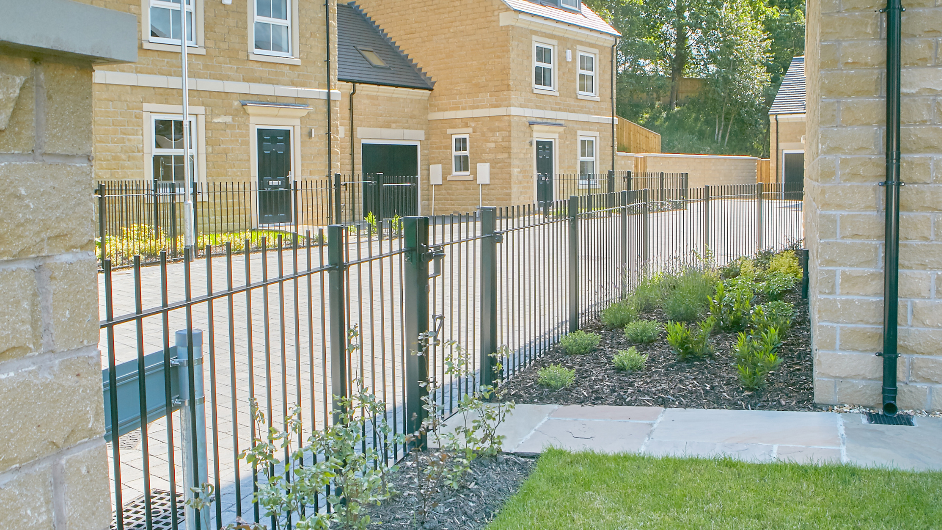 Davison Fencing – Residential & Housing Developments
