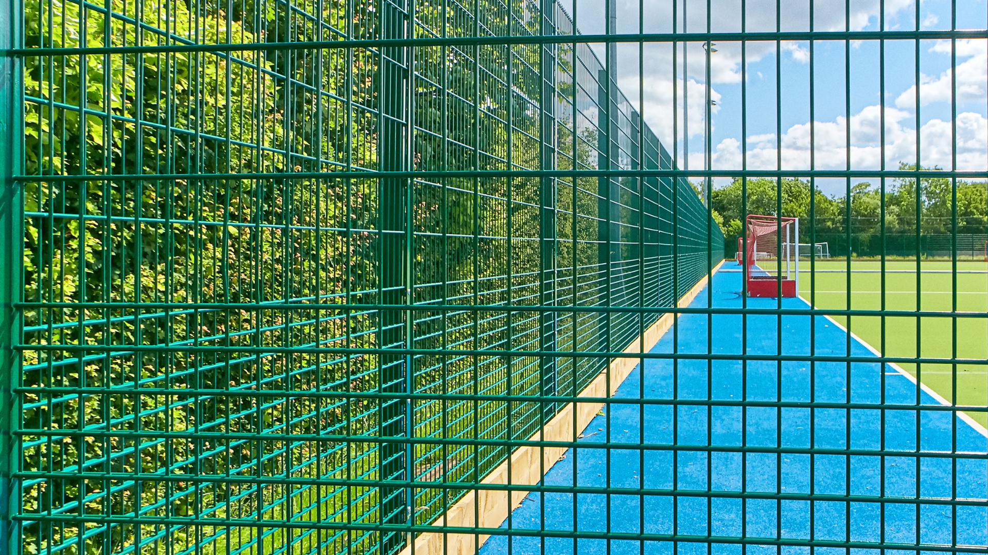 Davison Fencing - Blue Light Sector Image